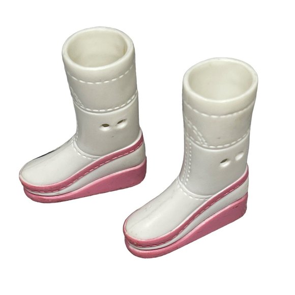 MGA Bratz Doll Pair Feet Shoes White Boots Pink Stripe Sole - Picture 1 of 3